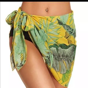 Sexy leaf print swimsuit cover-up